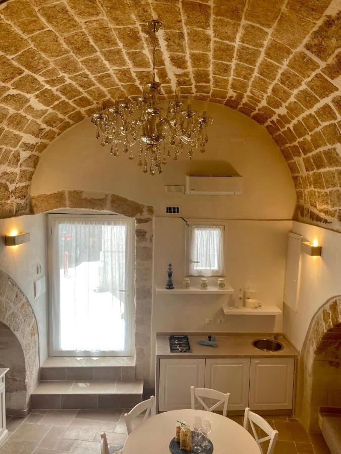 Dimore Del Borgo Antico - La Zaffara โมโนโปลี ภายนอก รูปภาพ
